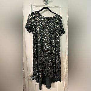 Elegant black and gold LuLaroe Carly